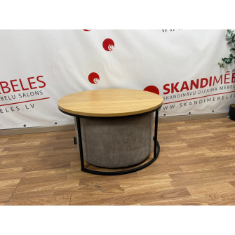 Kavos staliuko ir pufų komplektas (Ekspozicija) Kavos staliuko ir pufų komplektas (Ekspozicija)